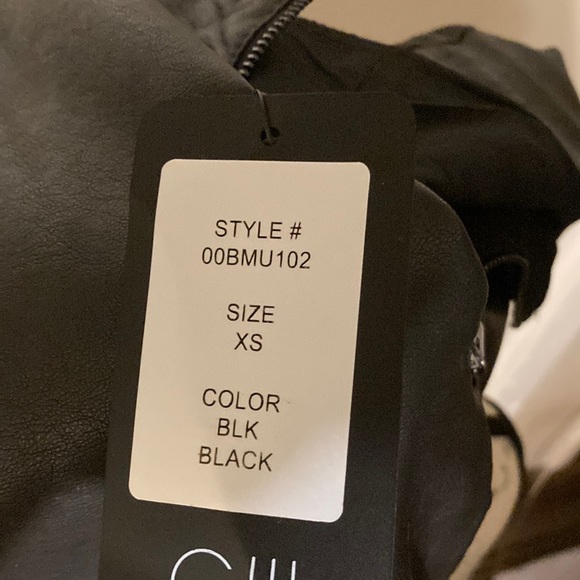 BNWT Black Rivet Faux Leather Top - Picture 5 of 6